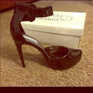 Steve Madden Pump